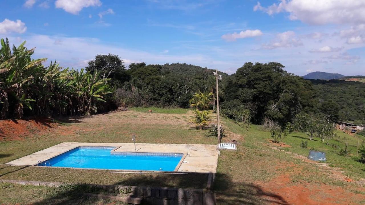 Sitio Em Atibaia - Sitio Beija-Flor Villa Bagian luar foto